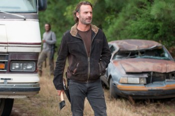 04-walking-dead.w529.h352